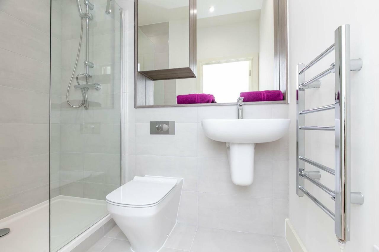 Deluxe Apartments By Heathrow Harmondsworth Ngoại thất bức ảnh