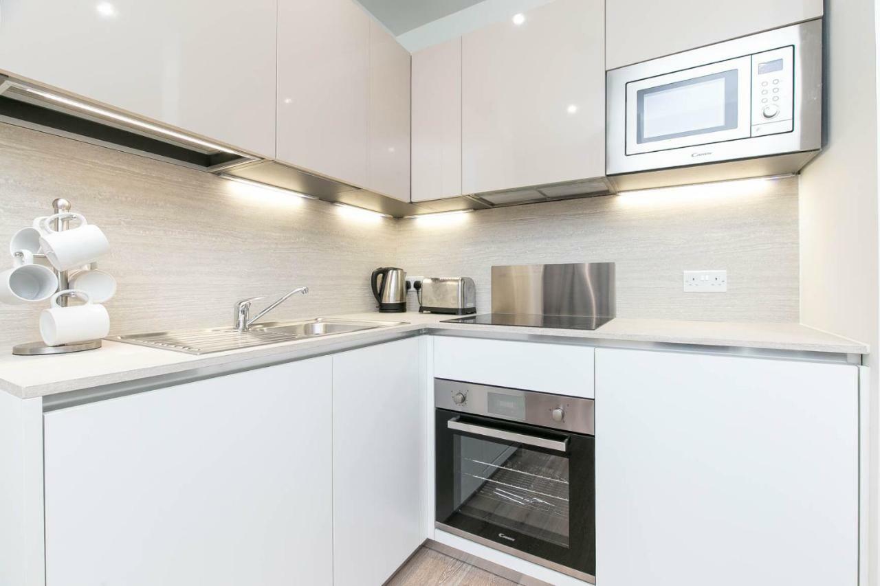 Deluxe Apartments By Heathrow Harmondsworth Ngoại thất bức ảnh
