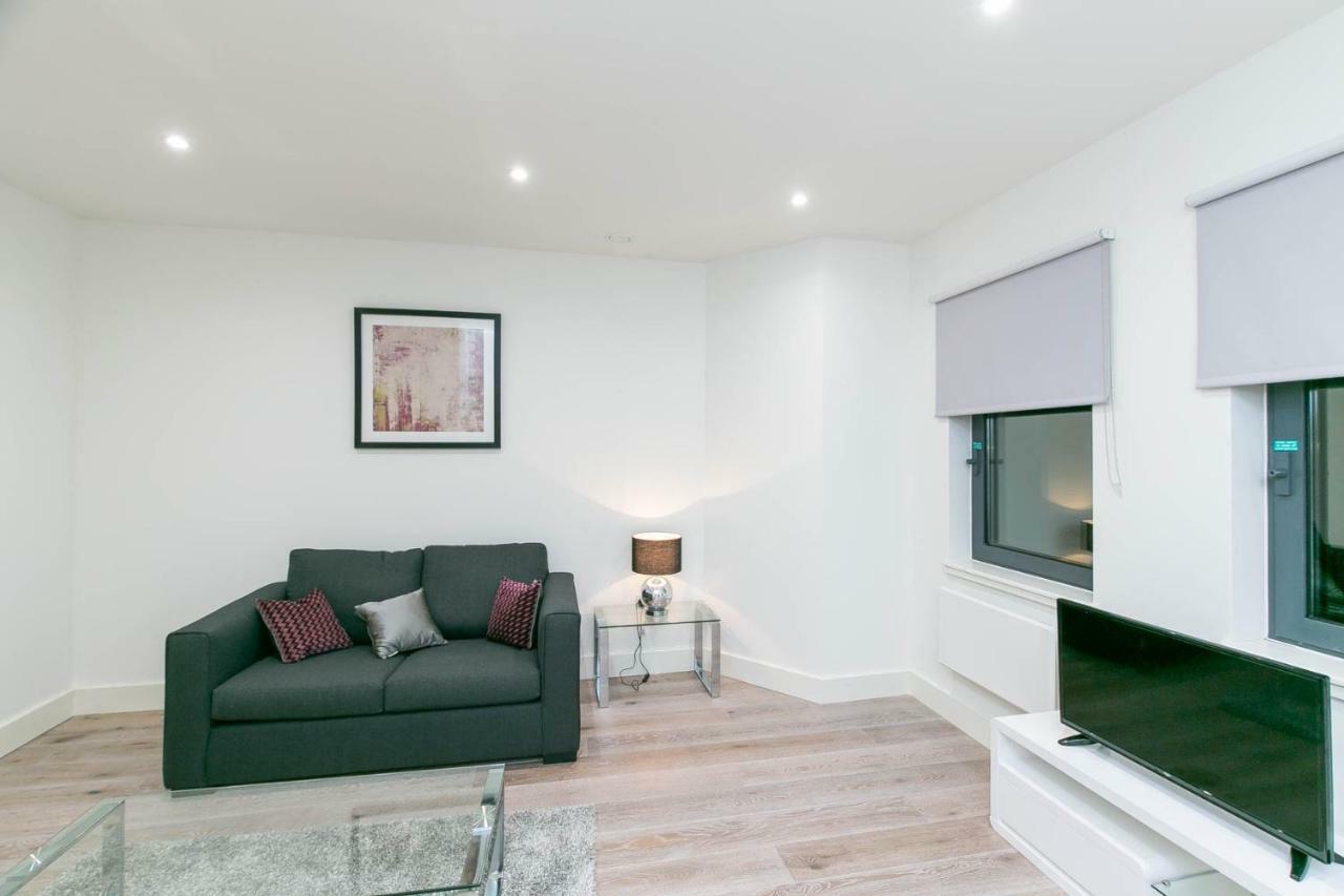 Deluxe Apartments By Heathrow Harmondsworth Ngoại thất bức ảnh
