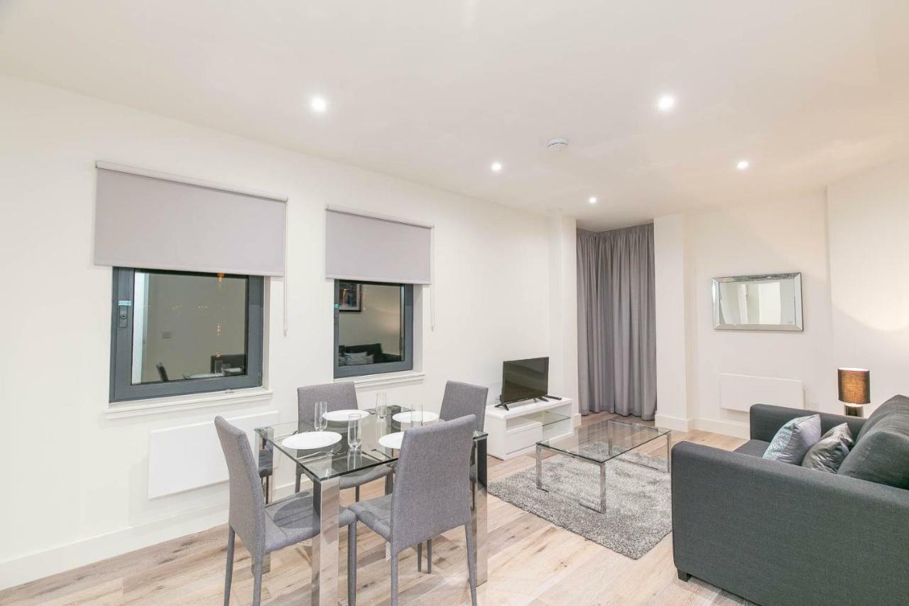 Deluxe Apartments By Heathrow Harmondsworth Ngoại thất bức ảnh