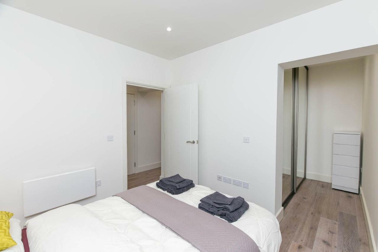 Deluxe Apartments By Heathrow Harmondsworth Ngoại thất bức ảnh