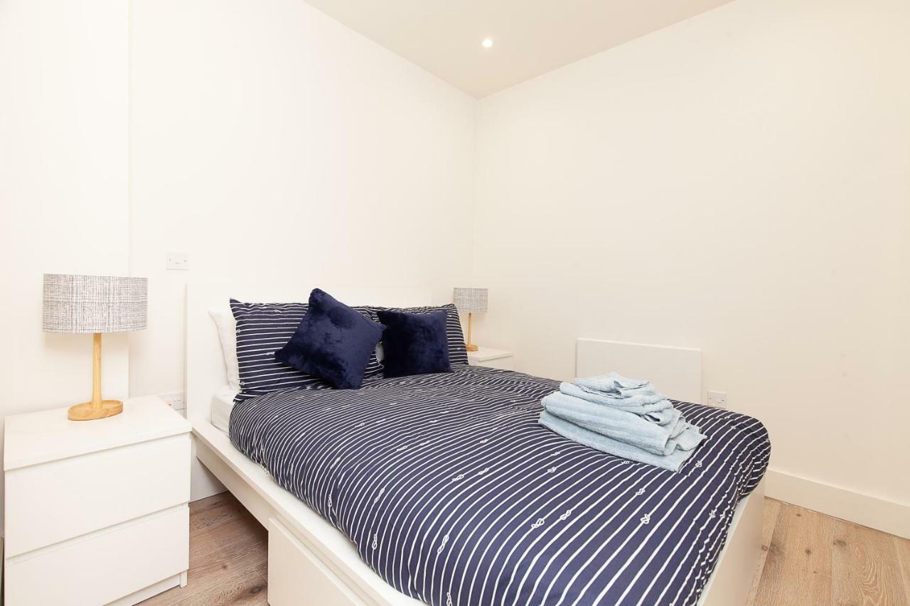 Deluxe Apartments By Heathrow Harmondsworth Ngoại thất bức ảnh